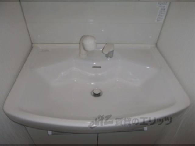 洗面所　シャンプードレッサー