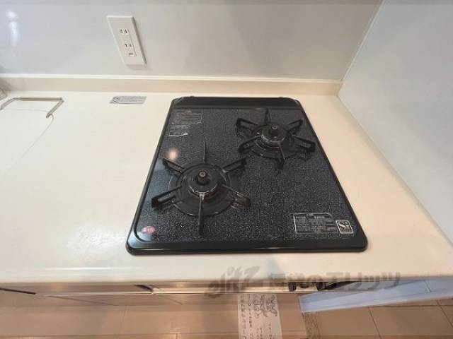 キッチン　コンロ