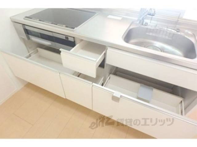 キッチン　下収納