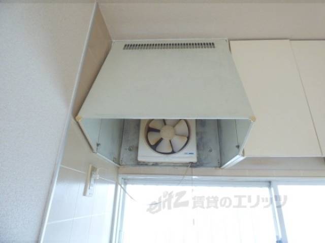 キッチン　換気扇