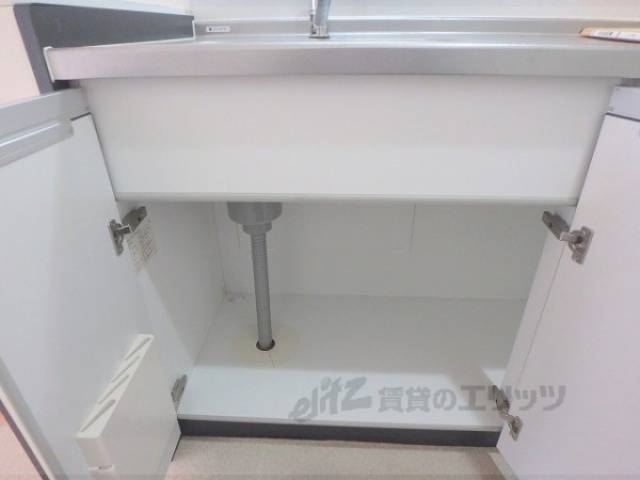 キッチン　下部収納