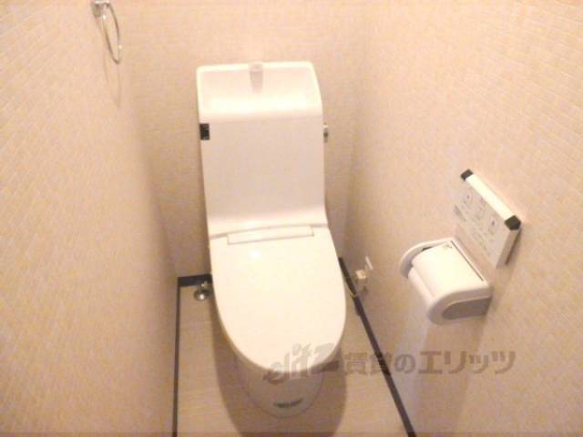 トイレ　2Ｆ
