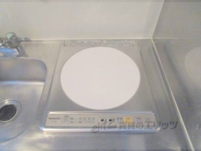 キッチン　コンロ