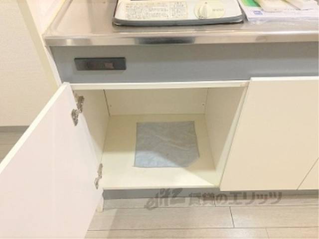 キッチン　下部収納