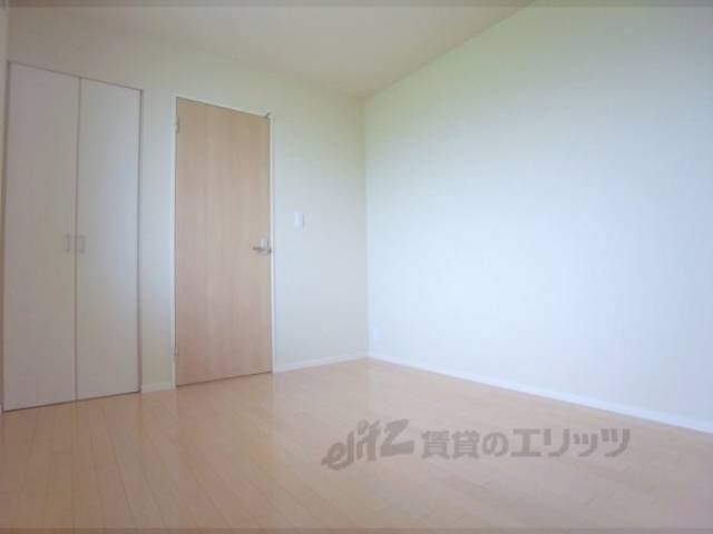 洋室　玄関横の洋室