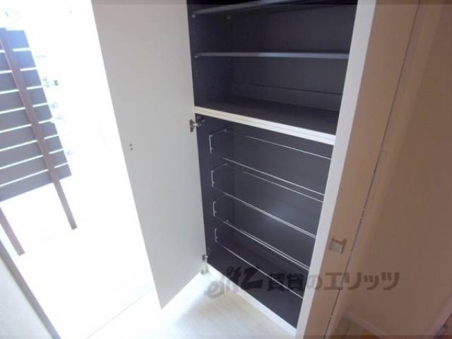 下駄箱　大きな下駄箱です