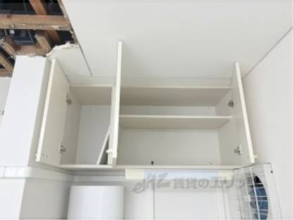 キッチン　上部収納