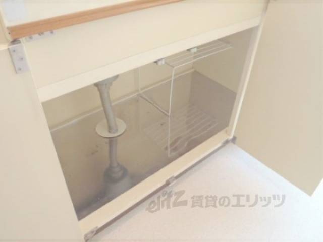 キッチン　キッチン下部収納