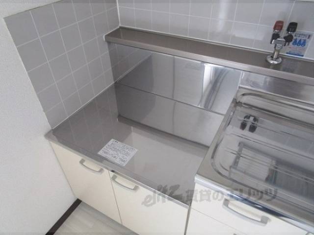 キッチン　コンロ置き場