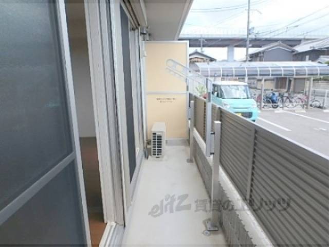 ベランダ　洗濯機置き場　棚