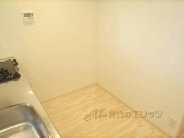 冷蔵庫置場　バックスペース