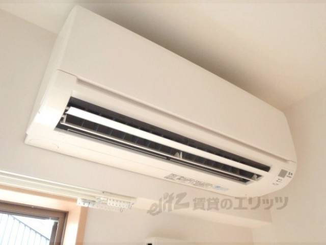エアコン　エアコン