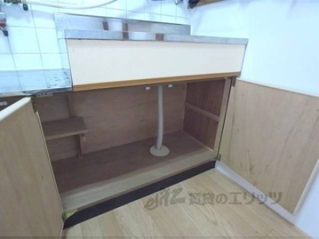 キッチン下収納