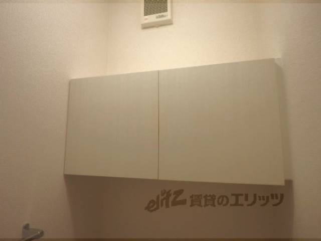 トイレ棚