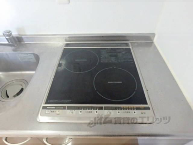 キッチン　2口アイエイチコンロ