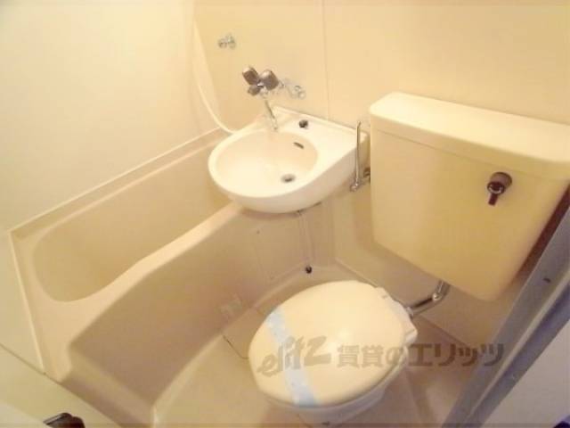 ユニットバス　きれいなユニットバスです。