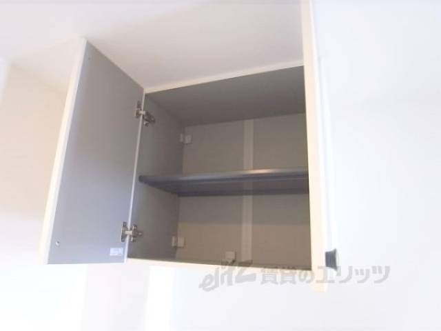 洗濯機置場上部棚