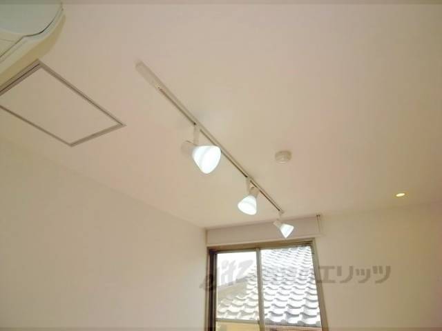 デザイン性のある証明です。