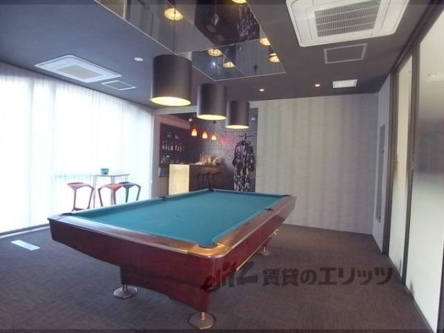 共用スペース　ビリヤードであそびませんか？