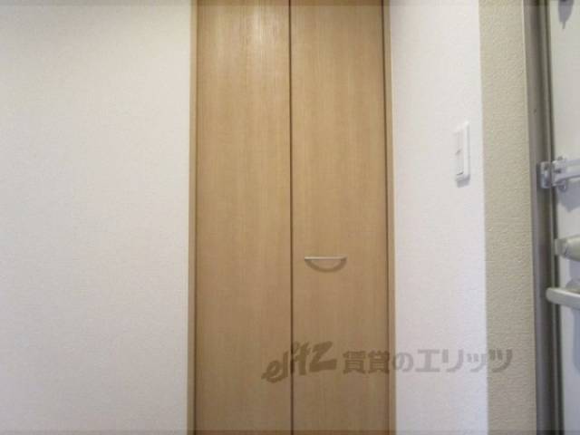 収納　玄関横の収納