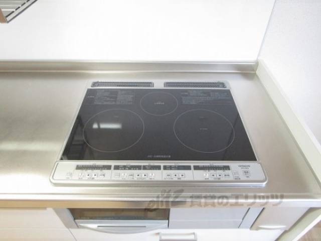 キッチン　コンロ