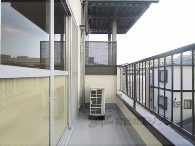 ベランダ　南向きのベランダ