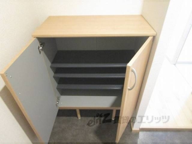 下駄箱　下収納