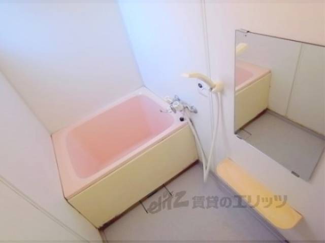 風呂　共用シャワールーム