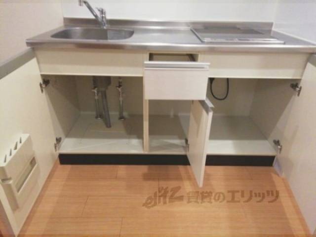 キッチン　収納