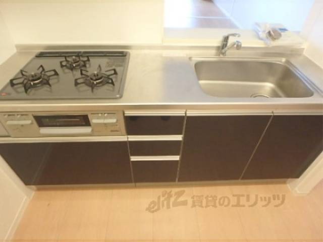 キッチン　下部