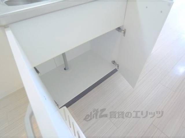 収納　キッチン