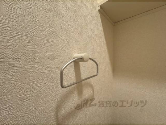 トイレ　タオル掛け