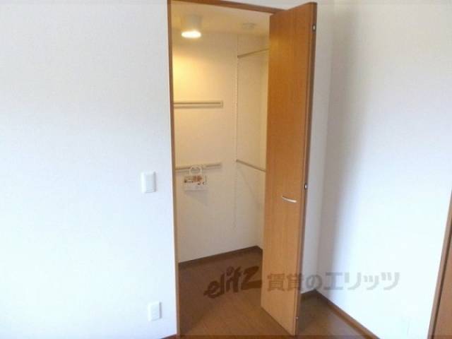 収納　北東側洋室