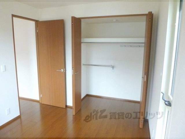 洋室　南側洋室