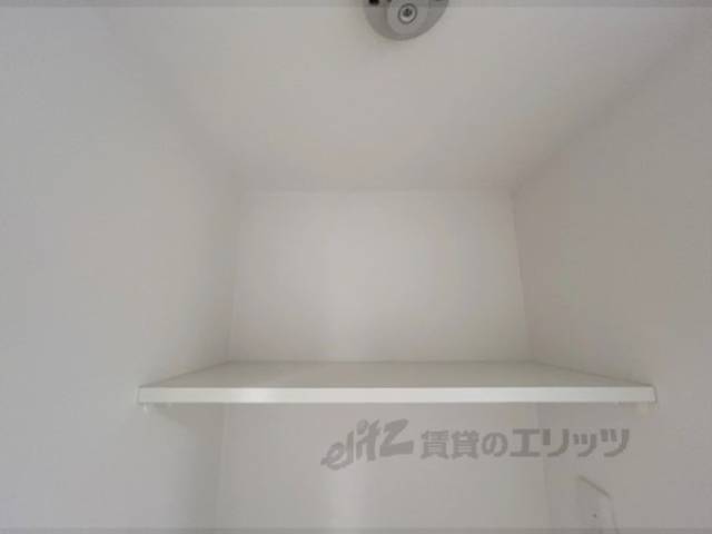 洗濯機置場　上部収納