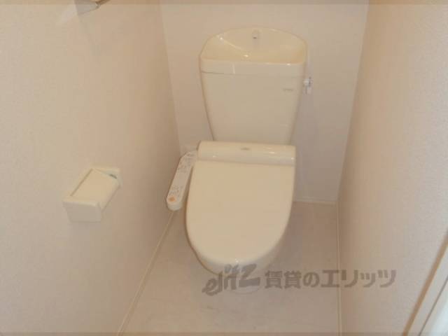トイレ　ウォシュレット付き！