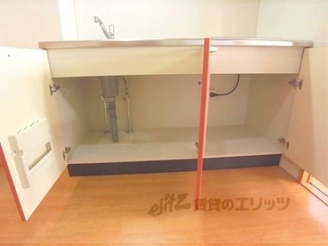 収納　包丁も安心して収納できますよ。