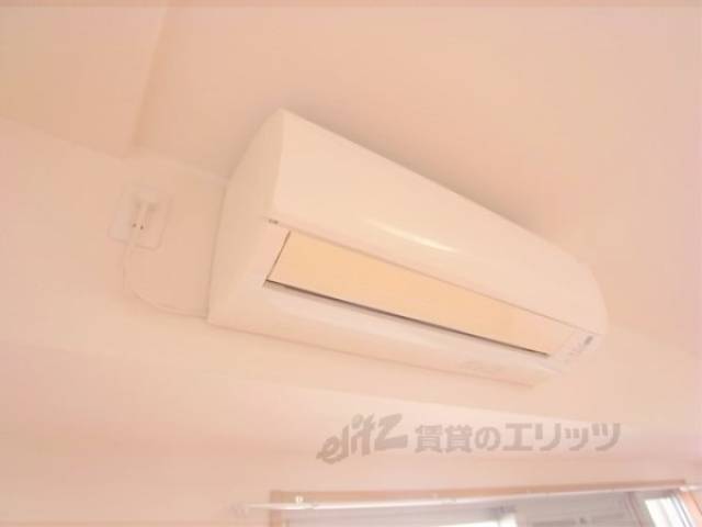 エアコン　京都の暑い夏もこれで安心ですね。