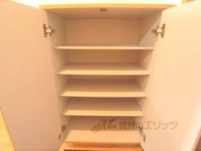 下駄箱　靴を沢山持っている方も安心の容量