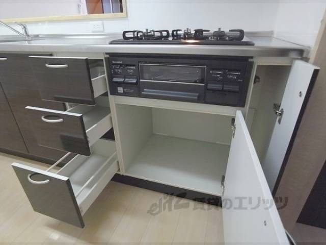 キッチン下収納