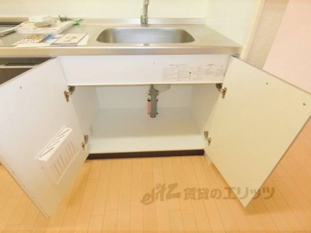 キッチン　下部収納