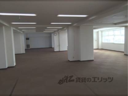 室内(１階)