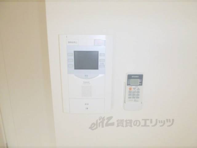 テレビモニター