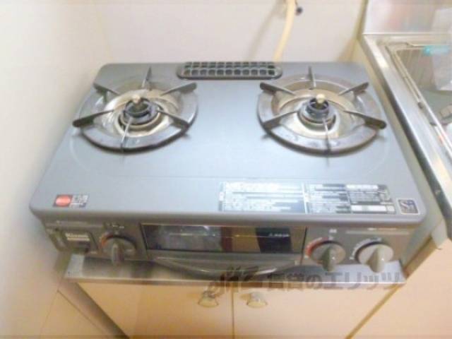 キッチン　二口ガスコンロ