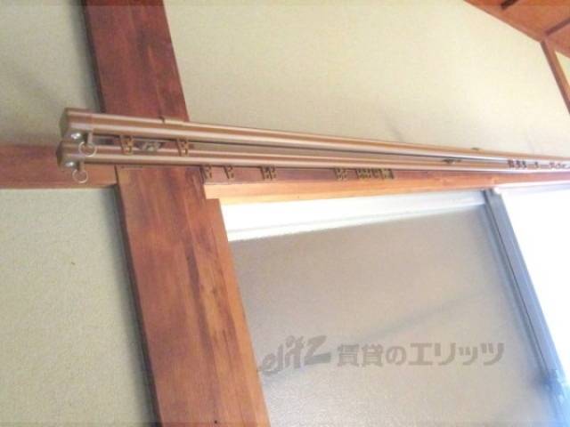 カーテンレール