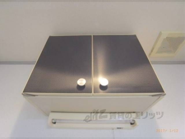 キッチン　上部収納