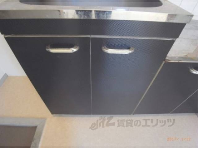 キッチン　下部収納