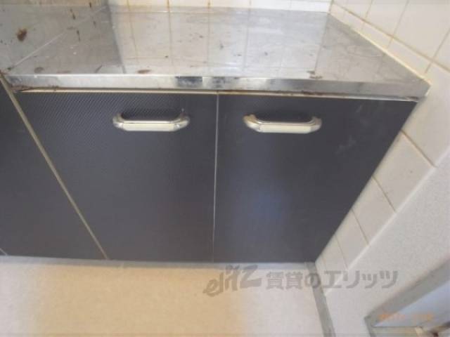 キッチン　下部収納
