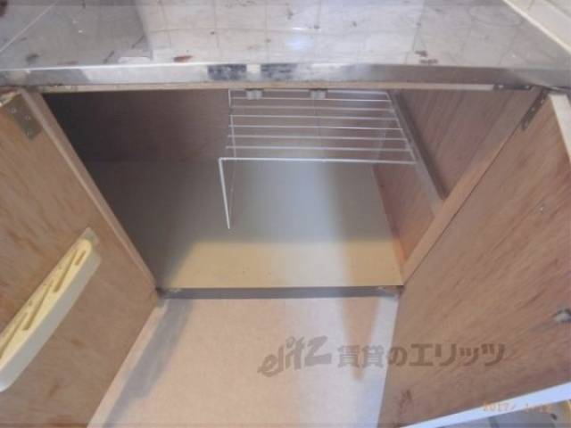 キッチン　下部収納