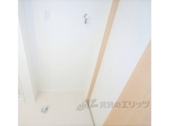 洗濯機置場　洗濯機置場